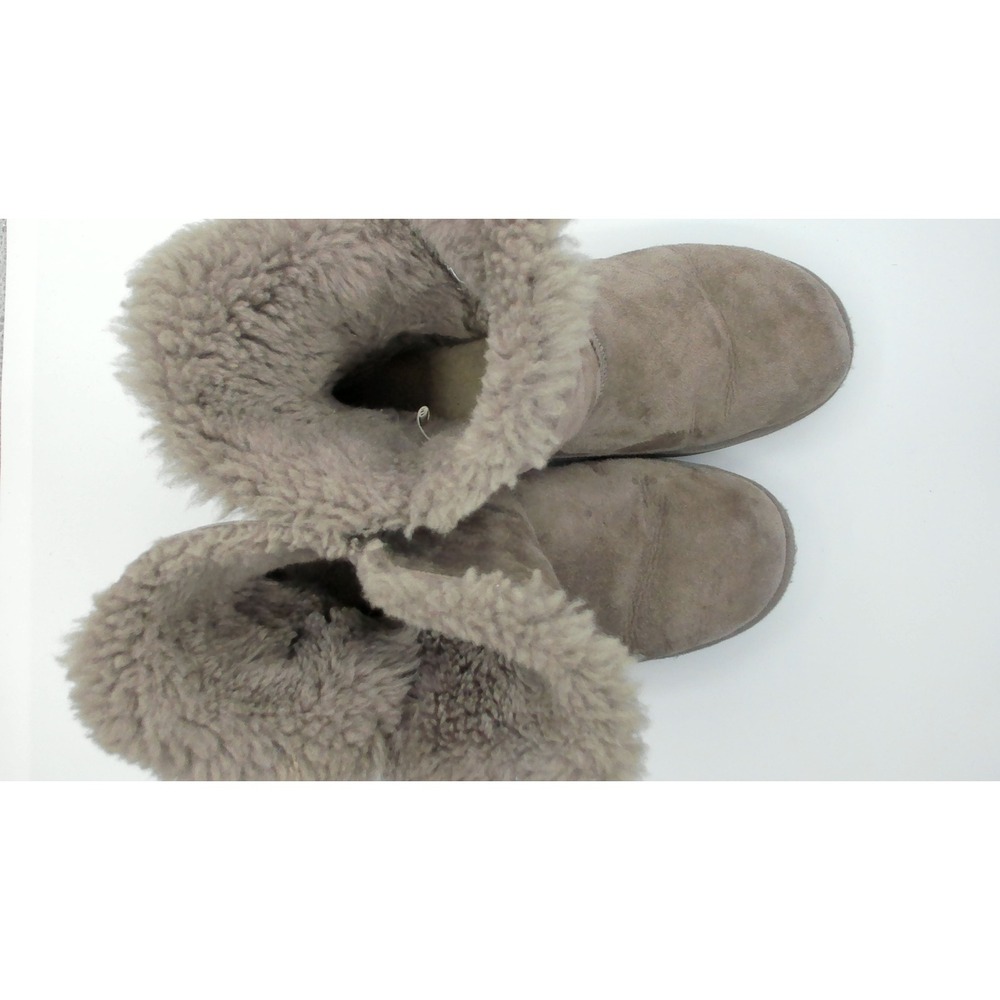 UGG Bailey Button 5803 Grey Suede Shearling Boots Womens 9